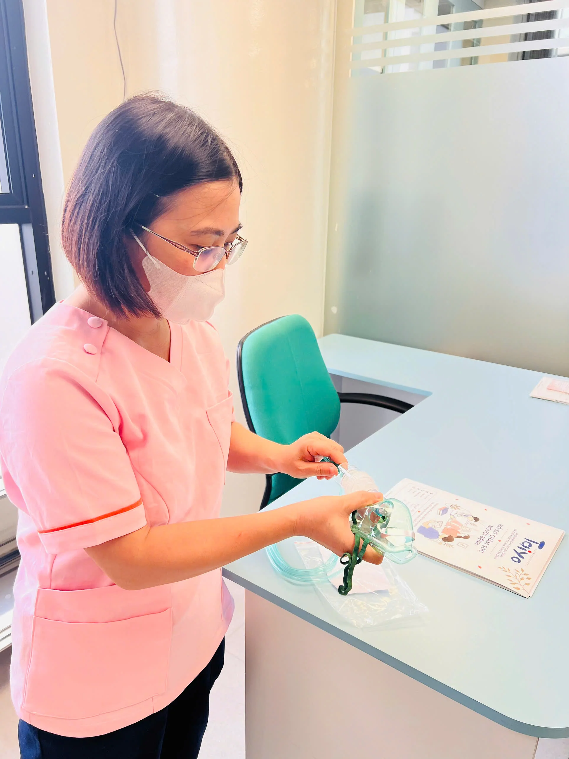 Điều dưỡng Thái Thị Hoàn