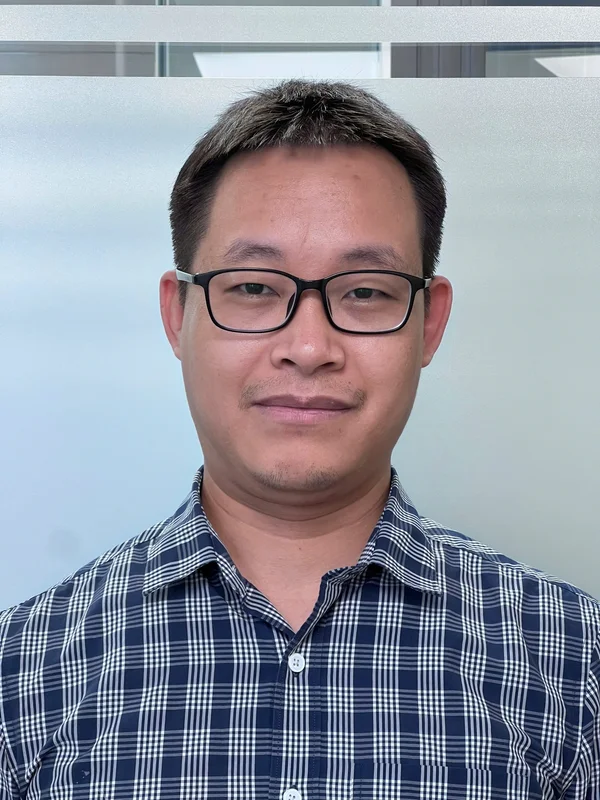 Y sĩ Phạm Văn Châu
